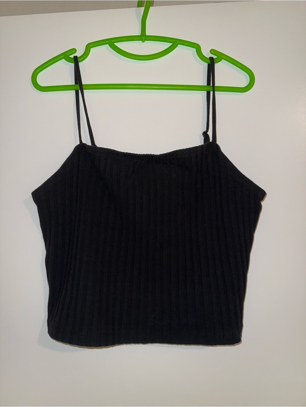 Universal Thread Black Ribbed Spaghetti Strap Crop Tank